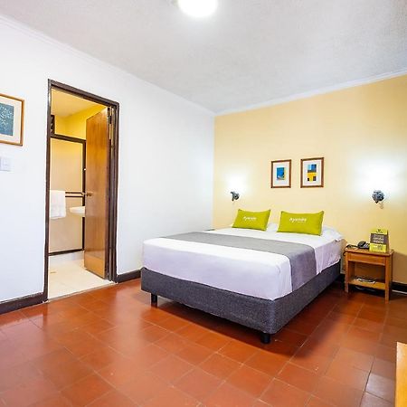 Ayenda 1502 Principe Hotel Bucaramanga Exterior photo